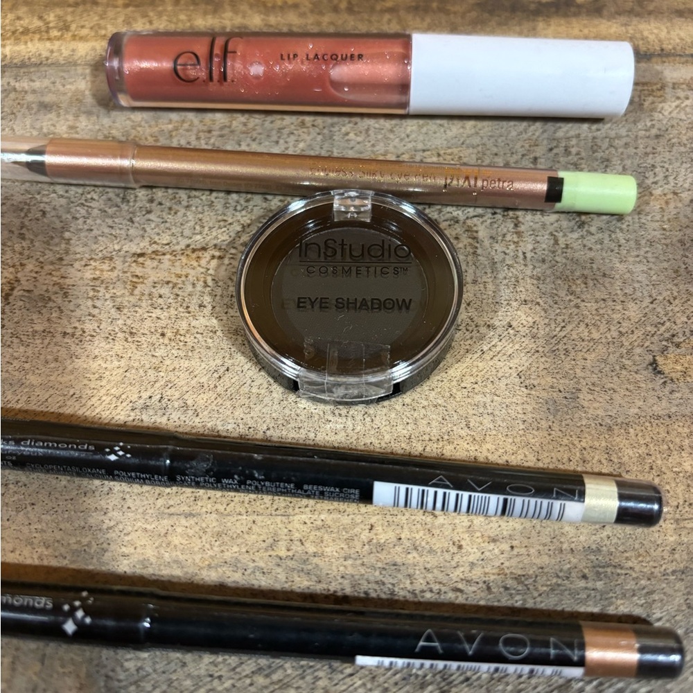 New‎ Makeup Bundle